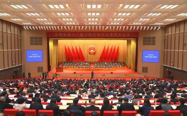 陳玉娟區(qū)長(zhǎng):加速城區(qū)等地?zé)峁┡娲?打造地?zé)崮芤?guī)模化利用沾化樣板-地大熱能 陳玉娟區(qū)長(zhǎng):加速城區(qū)等地?zé)峁┡娲?打造地?zé)崮芤?guī)模化利用沾化樣板-地大熱能